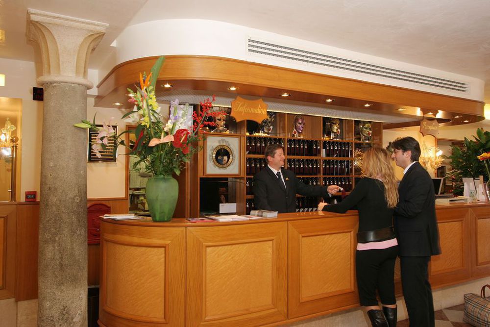 Hotel Rialto Venezia Interno foto