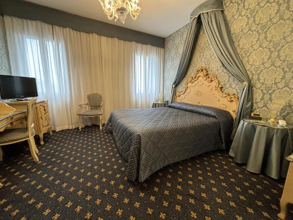 Hotel Rialto Venezia Esterno foto