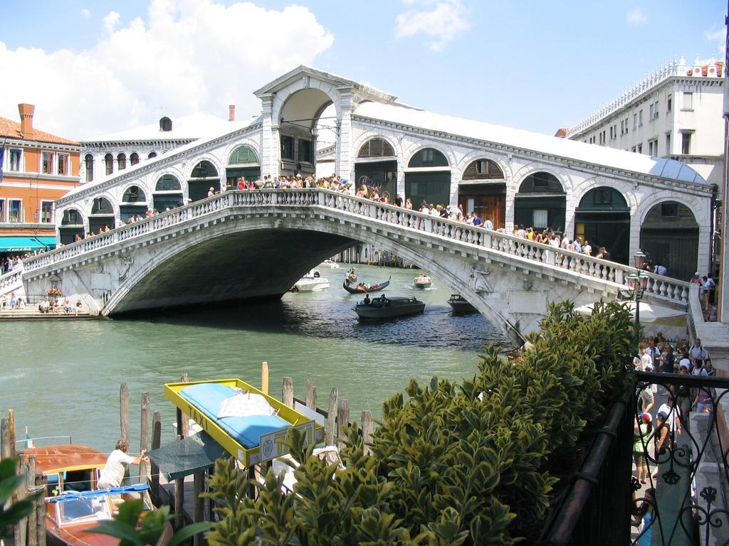 Hotel Rialto Venezia Esterno foto