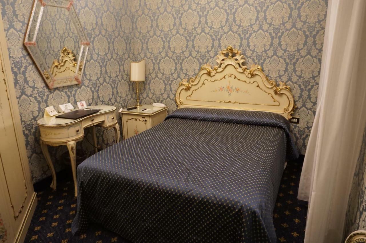 Hotel Rialto Venezia Esterno foto