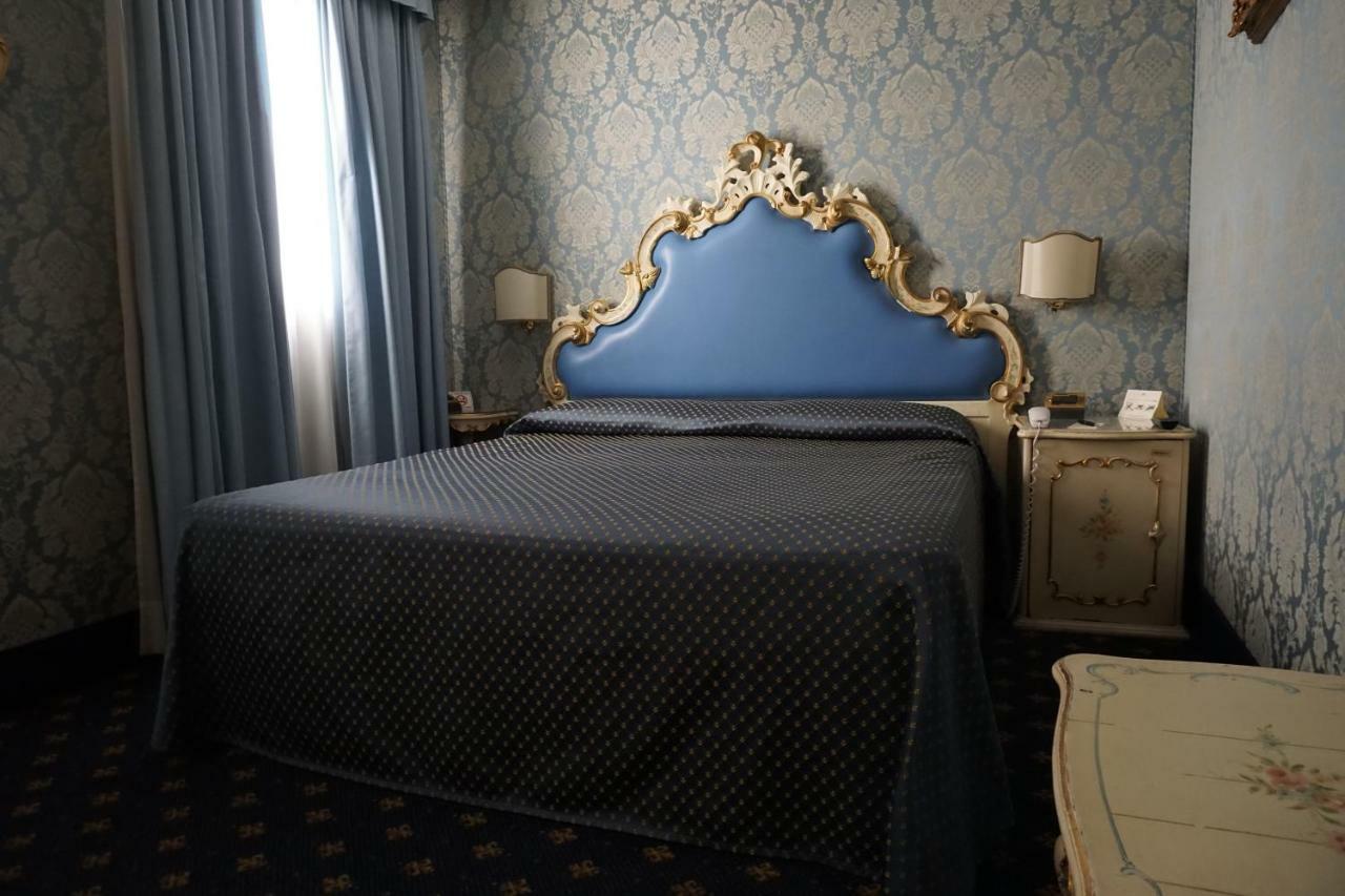 Hotel Rialto Venezia Esterno foto